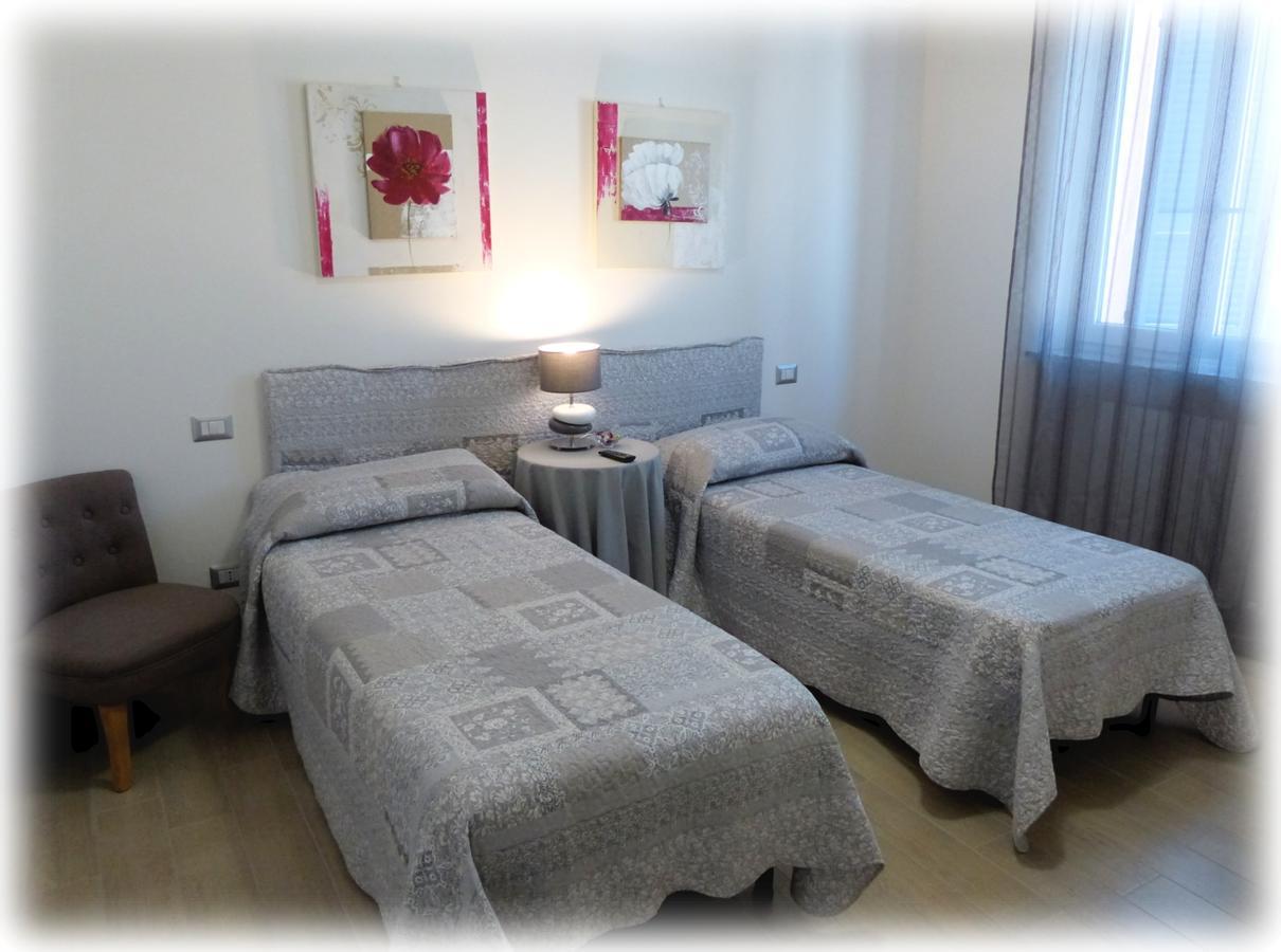 Marinella Guest House Cornale Extérieur photo