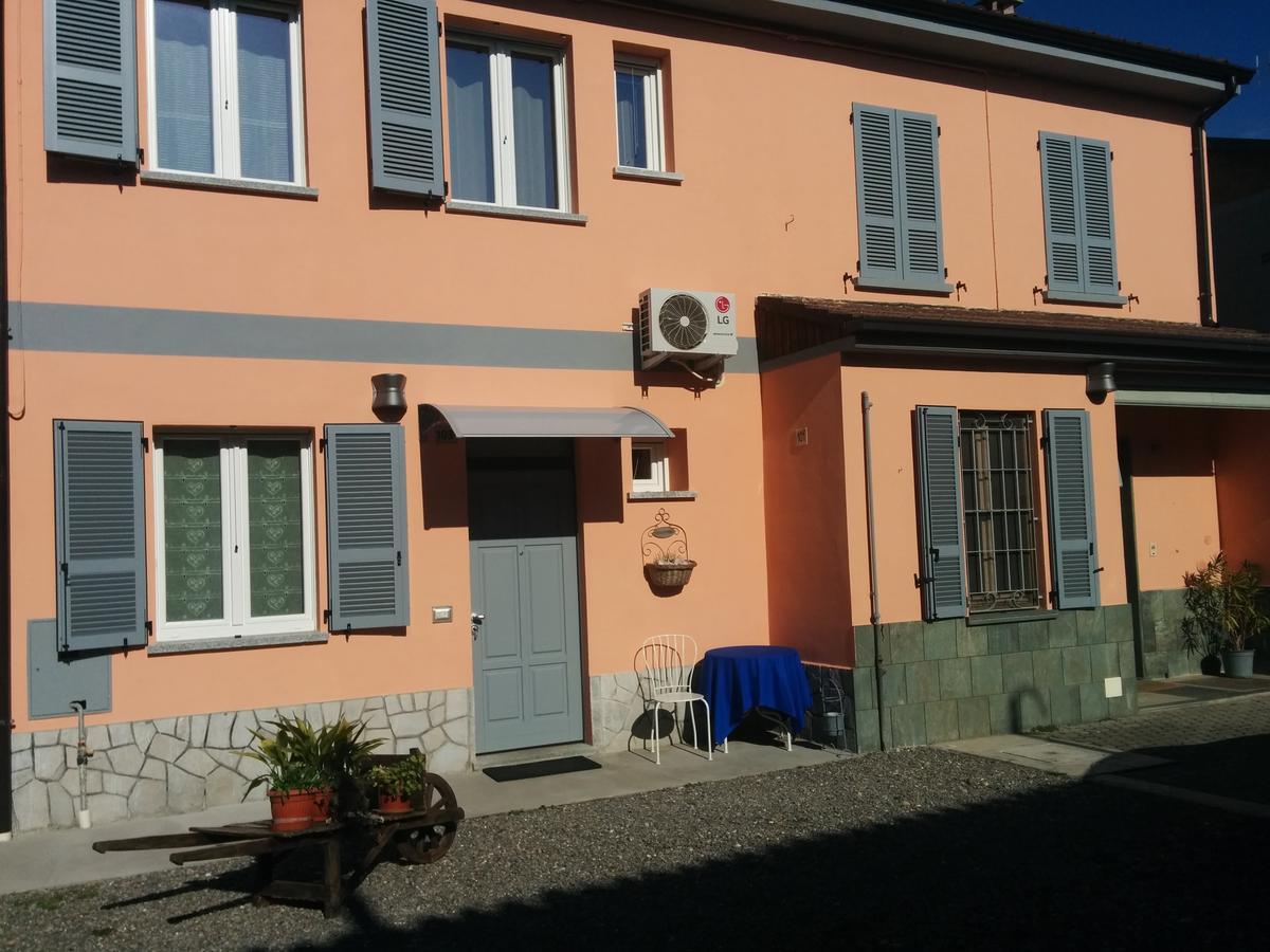 Marinella Guest House Cornale Extérieur photo